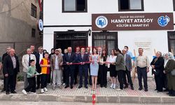 Hamiyet Atasoy Kültür Ve Sanat Evi’nde Ebru Ve Resim Sergisi Açıldı