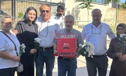 Yurtlara Yerleşen Öğrencilere Çiçekli Karşılama