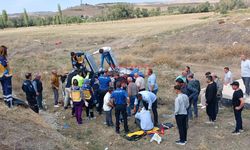 Düğün Konvoyu Kazayı Beraberinde Getirdi: 2 Yaralı