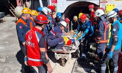 Kurtarma Ekiplerinden Göçük Tatbikatı