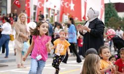 Aile Eğitim Bülteni Minikler İçin Ailelere Işık Tutuyor