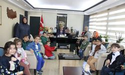 Kaymakam Polat Minik Misafirlerini Kabul Etti