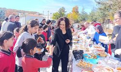 Mecitözülü Öğrenciler De Gazze İçin seferber Oldu