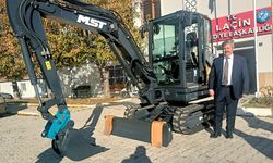 Laçin Belediyesi’ne Mini Ekskavatör
