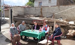 Boğazkale SYDV Görevlileri Yaşlıları Ziyaret Etti