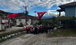 Mehmet Dede Tekke Obruk Köyü’ndeki Cumhuriyet Heyecanı Duygulandırdı