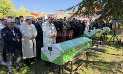 Katliam Gibi Kazada Hayatını Kaybeden 4 Kişi Son Yolculuğuna Uğurlandı