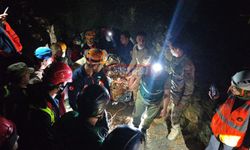 Komşuda Menfezde Bitkin Bulunan Yaşlı Adam Operasyonla Kurtarıldı