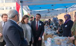 Okullarda Filistin Halkı Yararına Kermesler Açıldı