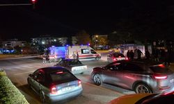 Motosiklet Devrildi: 2 Yaralı