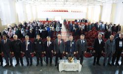 “Peygamberimiz ve Aile Ahlakı” Konferansı Yoğun İlgi Gördü
