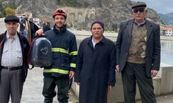 Kızılırmak’a Düşen Kedinin İmdadına İtfaiye Yetişti