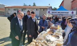 Kaymakam Yüce Gazze Kermesini Gezdi