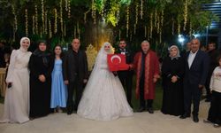 Ümran İle Mustafa Hayatlarını Birleştirdi