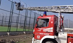 Futbol Sahası Aydınlatıldı