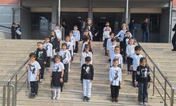 Öğrenciler Gösterilerle Atatürk’ü Andı