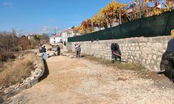 Laçin’de Yol Genişletme Yapıldı