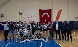 Osmancık Belediyespor Voleybol Takımı, Çorum Voleybol Takımını 3-0 Mağlup Etti
