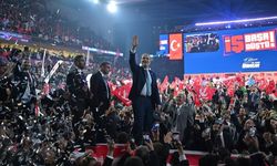 Türk Siyasetinin En Kalabalık Kongresini Yeniden Refah Partisi Gerçekleştirdi