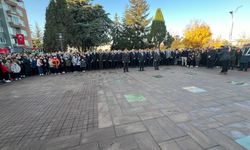 Çorum’da 09:05’te Ata’ya Saygı İçin Zaman Durdu