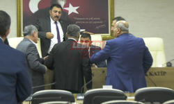 İl Genel Meclisi’nde Bütçe Gerginliği: MHP’li Üyeler Başkan Temur’a Sert Çıktı