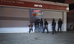 Akaryakıt İstasyonunda Alkollü Kadın Krizi! Polis Biber Gazıyla Müdahale Etti