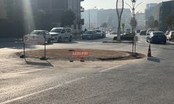 Ortada Kavşak Var, Yandan Geç!