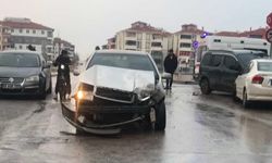 Zincirleme Kazada Ortalık Savaş Alanına Döndü: Yaralılar Var