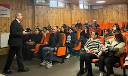 Bahçelievler İlkokulu’nda Velilere Dijital Bağımlılık Semineri