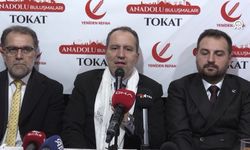 “Yolunu Kaybetmişlere Mal Bulmuş Mağribi Gibi Rozet Takıyorlar”