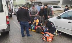 Feci Kaza: Karşıya Geçen Yayaya Minibüs Çarptı!