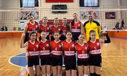 Osmancık Şenay Aybüke Yalçın Ortaokulu Voleybolda Finale Yükseldi