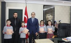 Kaymakam Polat, Satranç Turnuvasının Galiplerini Kabul Etti