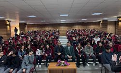Öğrencilere Terör Örgütlerinin Eleman Temin Yöntemleri Anlatıldı
