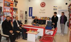 Kaymakam Polat Yılın Sonra Saatlerinde De Ziyaretlerini Sürdürdü