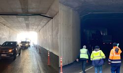 Kırkdilim Tünelinde Sıkışan TIR, Trafiği Felç Etti