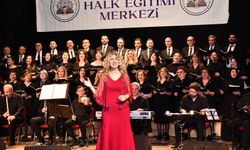 Gönül Tellerini Titreten Gece: Türk Müziği’nin Dev Korosu Mest Etti