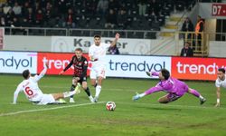 Arca Çorum FK Evinde Pendiksporu Devirdi