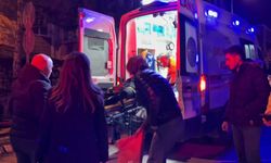 Feci Kazada Otomobilde Sıkıştı, İtfaiye Kurtardı