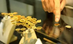 Altın FED'i Bekliyor! Gram Ve Çeyrek Altın Kaç TL? 10 Aralık 2025 Güncel Altın Fiyatları