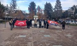 Hitit Üniversitesi Atatürkçü Düşünce Kulübü’nden Şehitleri Anma Yürüyüşü