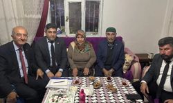 CHP heyeti, şehit ailelerini ziyaret etti: “Yalnız Değilsiniz, Yanınızdayız”