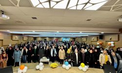 AK Kadınlar Salona Sığmadı