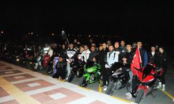 Motosiklet Tutkunları Türk Bayrağı İçin Sürecek