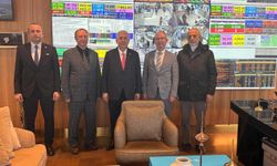 Hayırsever İş Adamı Ahlatcı’dan Kızılay’a 500 Bin TL’lik Bağış!