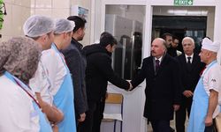 Vali Çalgan Sosyal Yardımlaşma ve Dayanışma Vakfını Ziyaret Etti