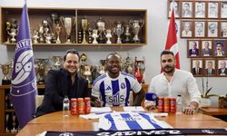 Nijeryalı Santrfor Eze'yi Sarıyer'e Kiralandı