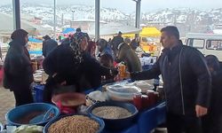 Bayat Belediyesinden Sıcak Çorba İkramı