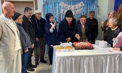 Huzurevinde Doğum Günü Sevinci