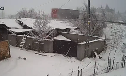 Kar Yağışı TIR’ı Makaslattı: O Anlar Kamerada